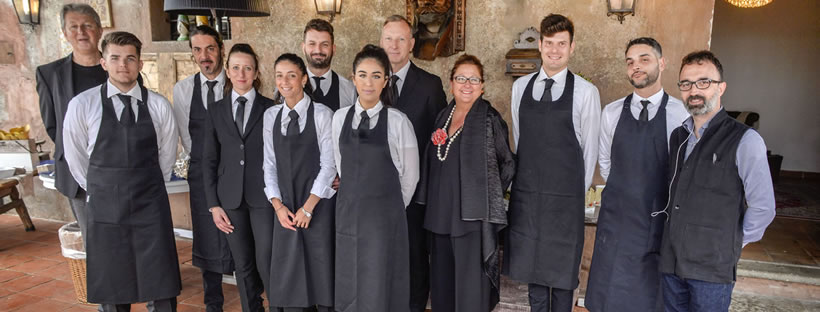 Around You Banqueting - Team