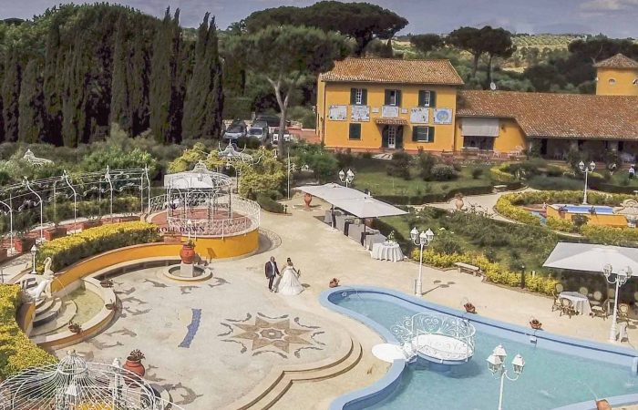 location con parco e piscina vicino Roma