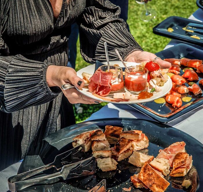 l'offerta di appetitosi aperitivi